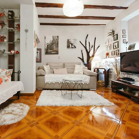 Bingo Apartment