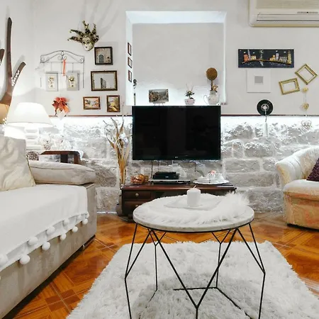 Bingo Apartment